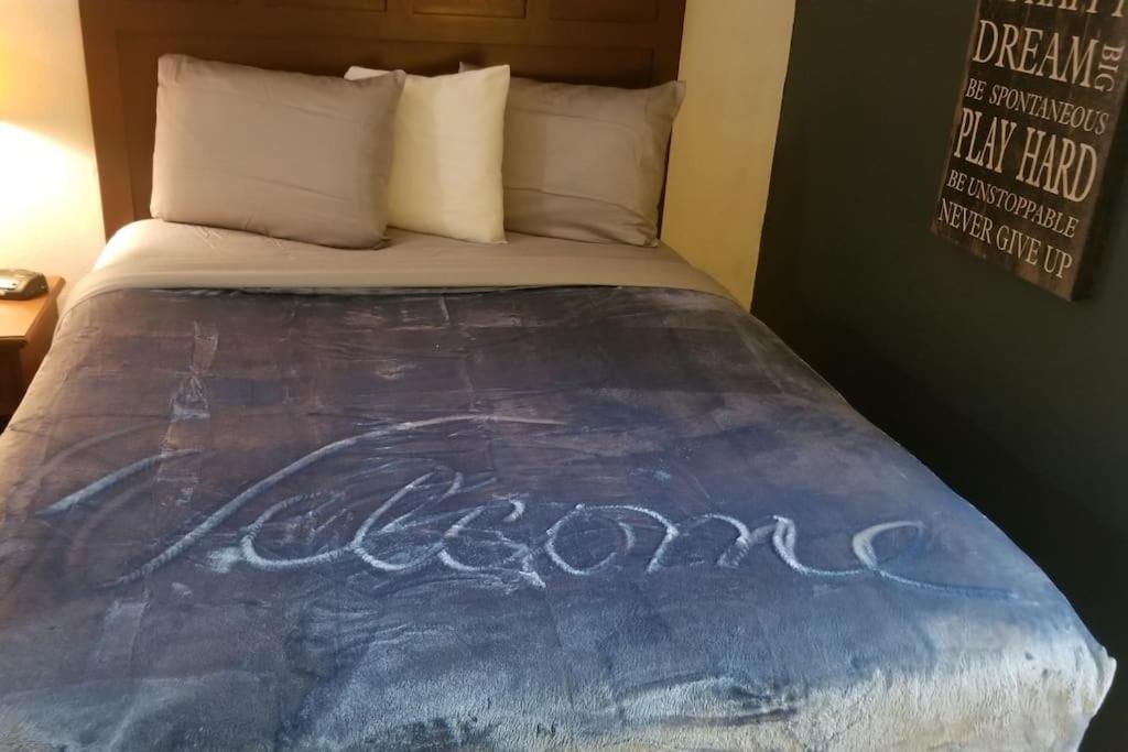 Hotel 2 Queen Beds Hotel Room 226 Booking Stillwater Dış mekan fotoğraf
